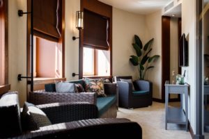 Терраса двухместного номера в отеле Сопка